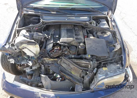 2002 BMW 325Ci z USA, uszkodzony, nr VIN WBABN33472JW53509